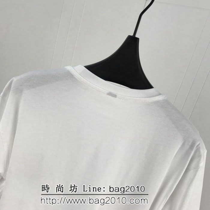 FENDI芬迪 19ss春夏新款 字母刺繡 純棉短袖 男女同款 ydi1980
